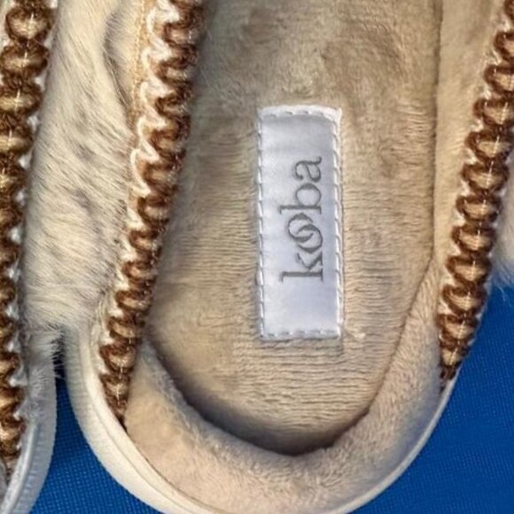 NWT & GREAT GIFT GORGEOUS KOOBA FURRY / FUR TYPE SLIPPERS SIZE S / SMALL 5 - 6 - Picture 6 of 12